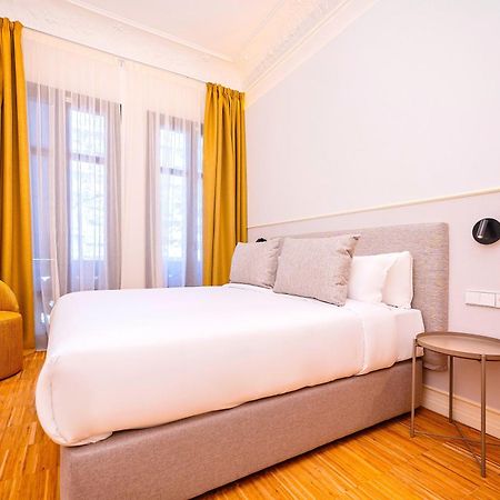 Sweett - Gran Via Apartment Barcelona Bagian luar foto