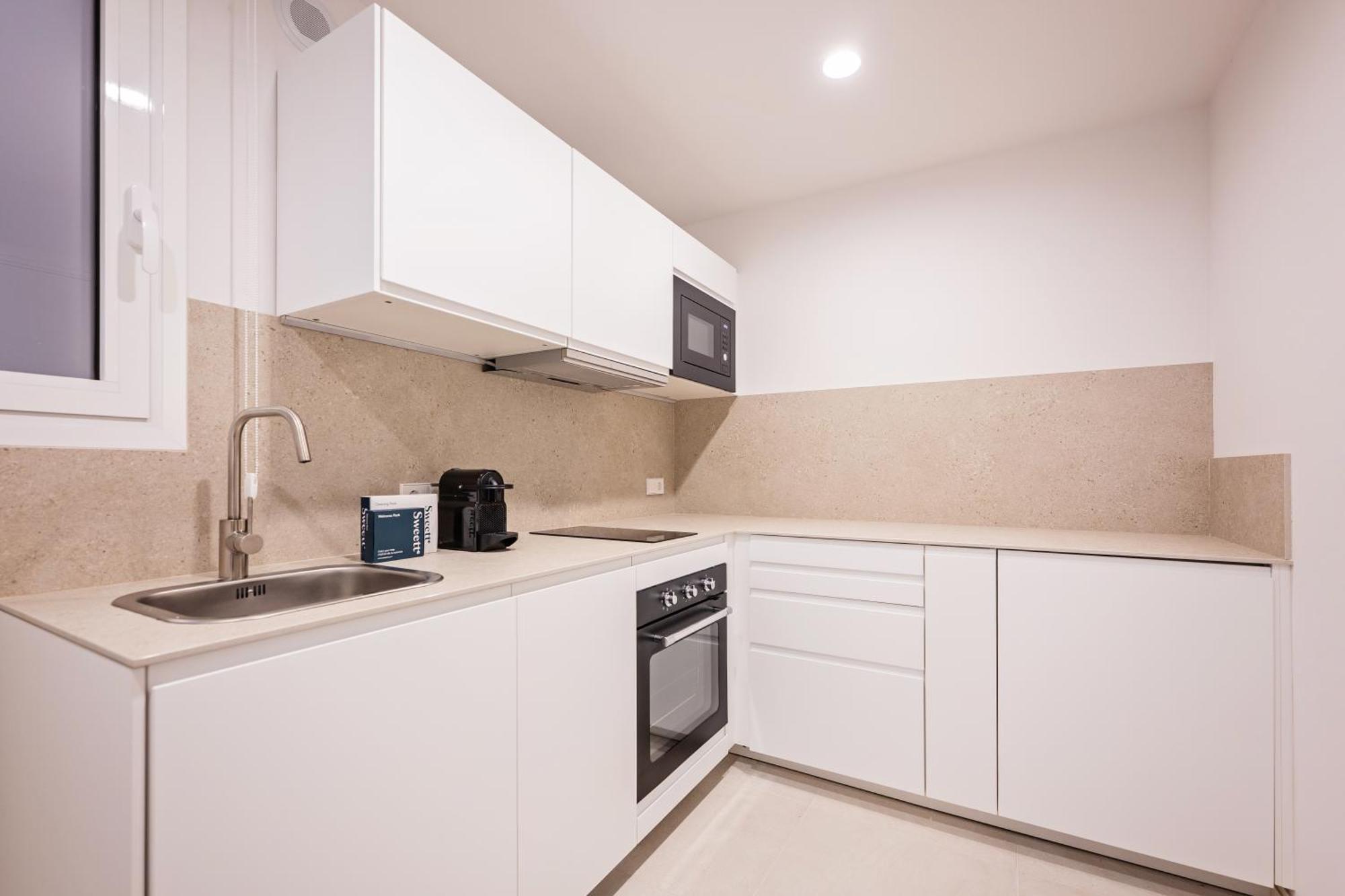 Sweett - Gran Via Apartment Barcelona Bagian luar foto